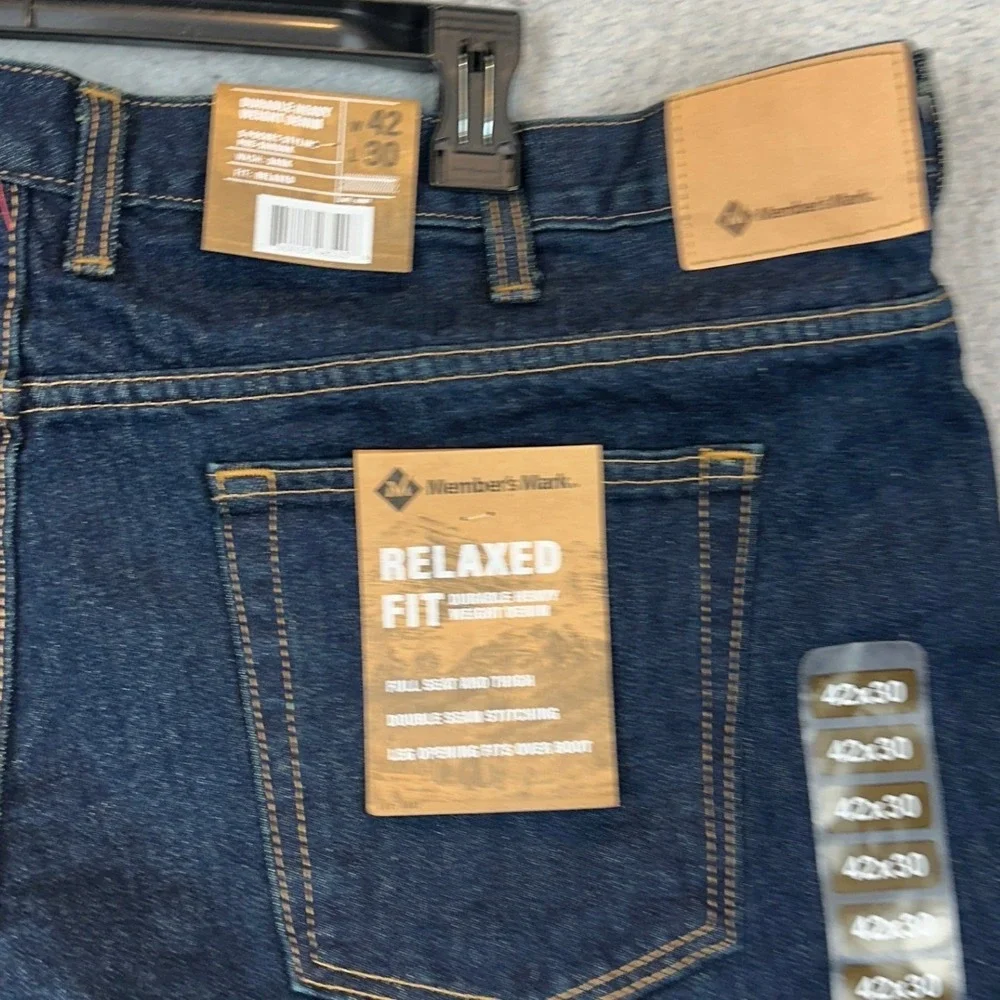 NEW Members Mark Jeans Mens 42X30 Blue Relaxed Fit Straight Leg Dark Wash Denim